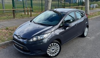 Ford Fiesta VI (6) 1.25 82ch Trend BVM5 complet