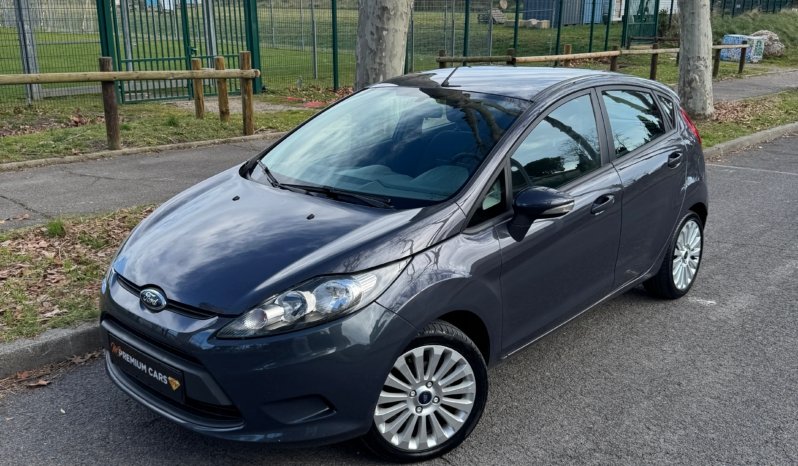 Ford Fiesta VI (6) 1.25 82ch Trend BVM5 complet