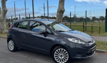 Ford Fiesta VI (6) 1.25 82ch Trend BVM5 complet