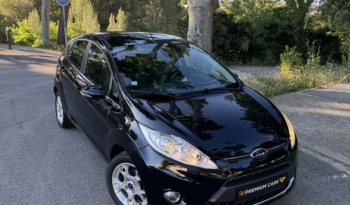 Ford Fiesta VI (6) 1.25 82ch Titanium BVM5 complet