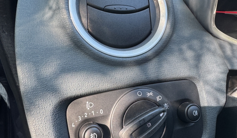 Album complet - Ford Fiesta 6 1.4 96ch Titanium Automatique