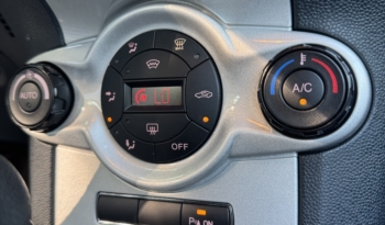 Album complet - Ford Fiesta 6 1.4 96ch Titanium Automatique