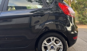 Album complet - Ford Fiesta 6 1.25 82ch SYNC Edition Phase 2