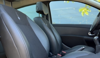 Album complet - Renault Clio 3 1.2 TCe 100ch Night and Day