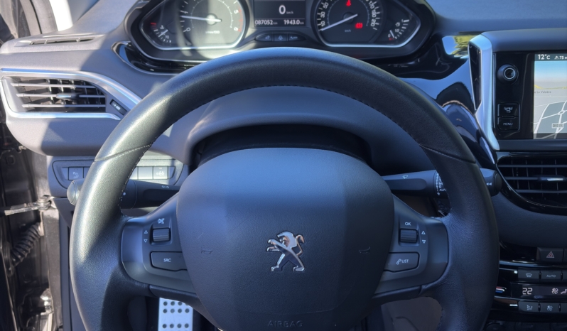 Album complet - Peugeot 208 1.6 e-HDi 115ch Allure