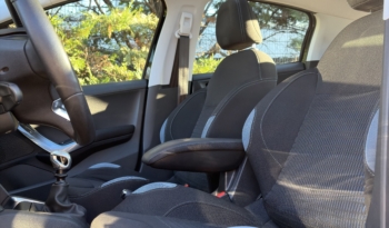 Album complet - Peugeot 208 1.6 e-HDi 115ch Allure