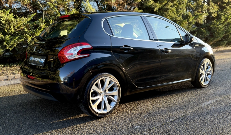 Album complet - Peugeot 208 1.6 e-HDi 115ch Allure