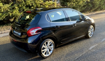 Album complet - Peugeot 208 1.6 e-HDi 115ch Allure