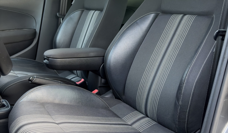 Album complet - Volkswagen Polo V (5) 1.6 TDI 90ch Match