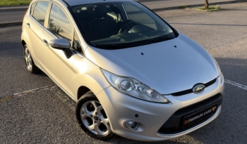 Album complet - Ford Fiesta 6 1.4 96ch GPL Titanium